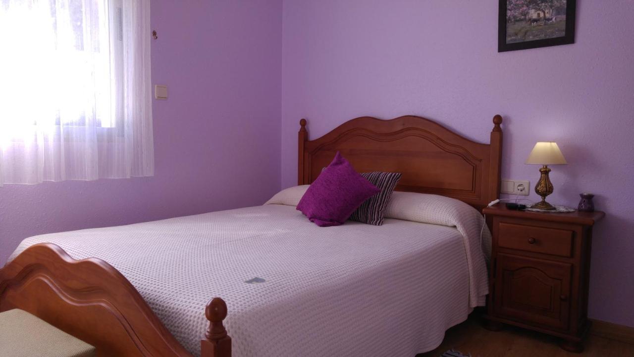 La Portela de Valcarce Hostal El Peregrino المظهر الخارجي الصورة